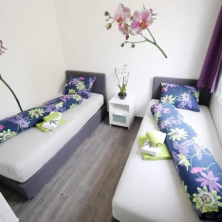 Nicole Design Apartman Kozino