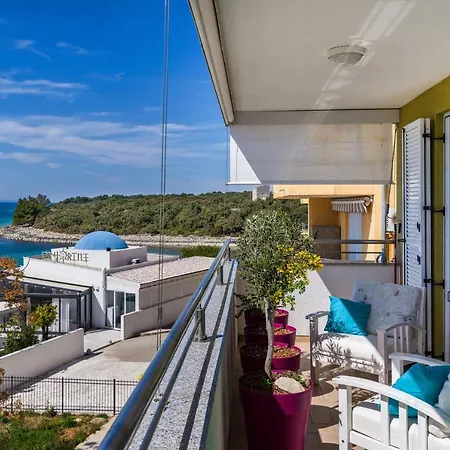 Nicole Design Apartman *