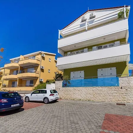Apartman Nicole Design Kozino