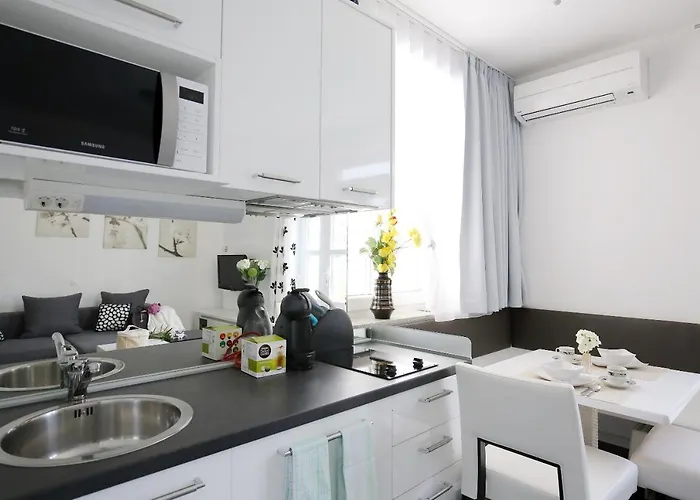 Nicole Design 아파트 Kožino