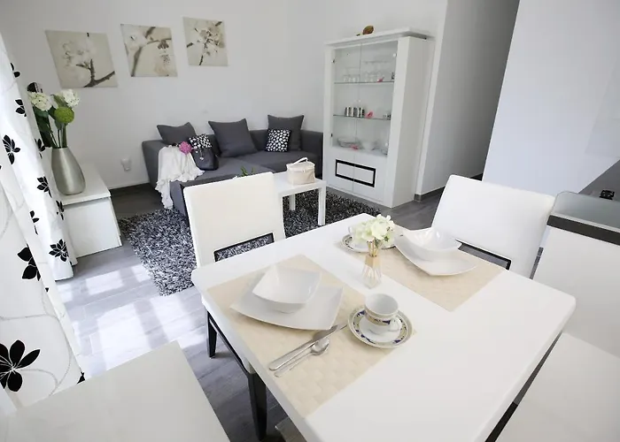 아파트 Nicole Design *